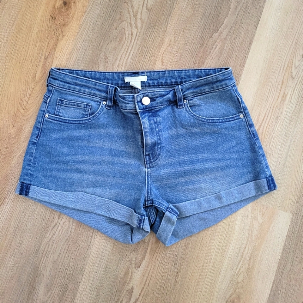H&M Jean Shorts size 8